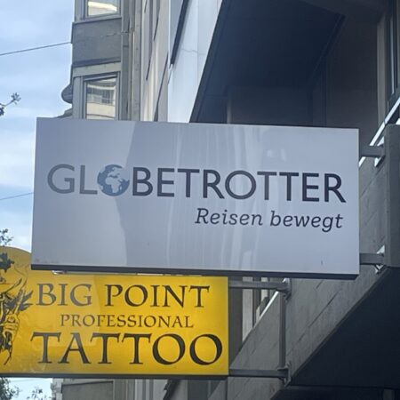 Linguistic Landscape Globe Trotter Lucerne